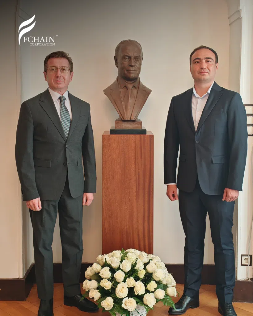 Heydar-Aliyev-Commemorated-in-Prague-post3